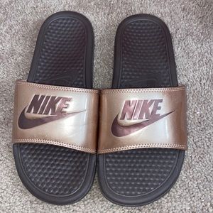 Womens Nike slides worn size 8 bronze brown